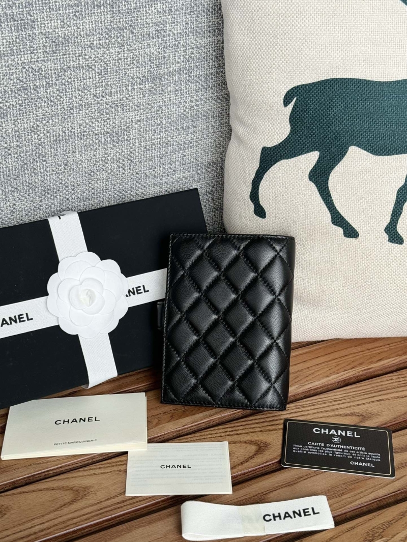Ch**el wallet purse